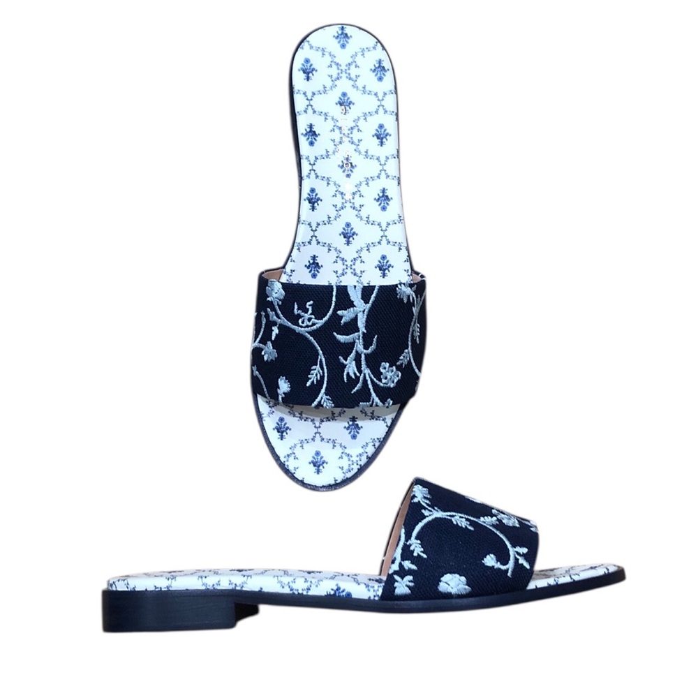 NIB Hill House Summer Slide Size 8.5 Blue Botanical Print